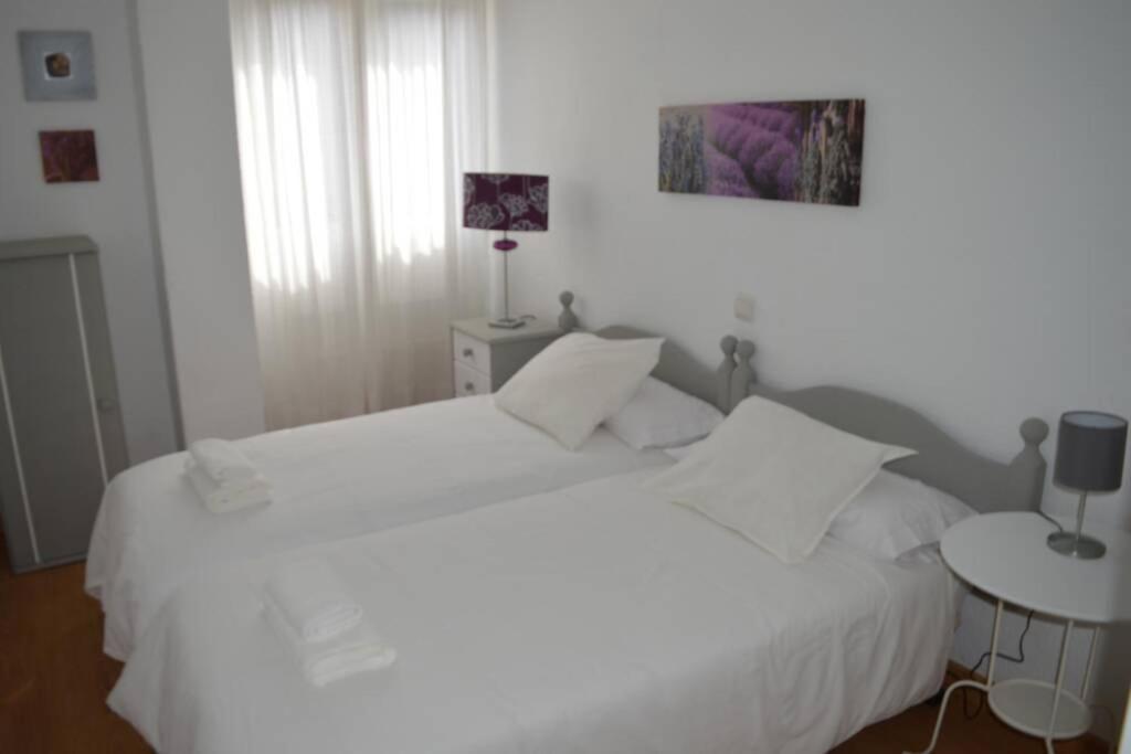 Apartamento Turistico Faro De Luno San Vicente De La Barquera Exteriör bild