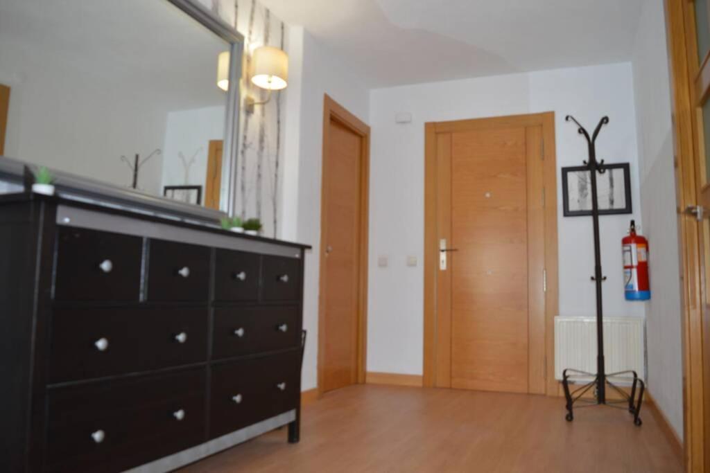 Apartamento Turistico Faro De Luno San Vicente De La Barquera Exteriör bild
